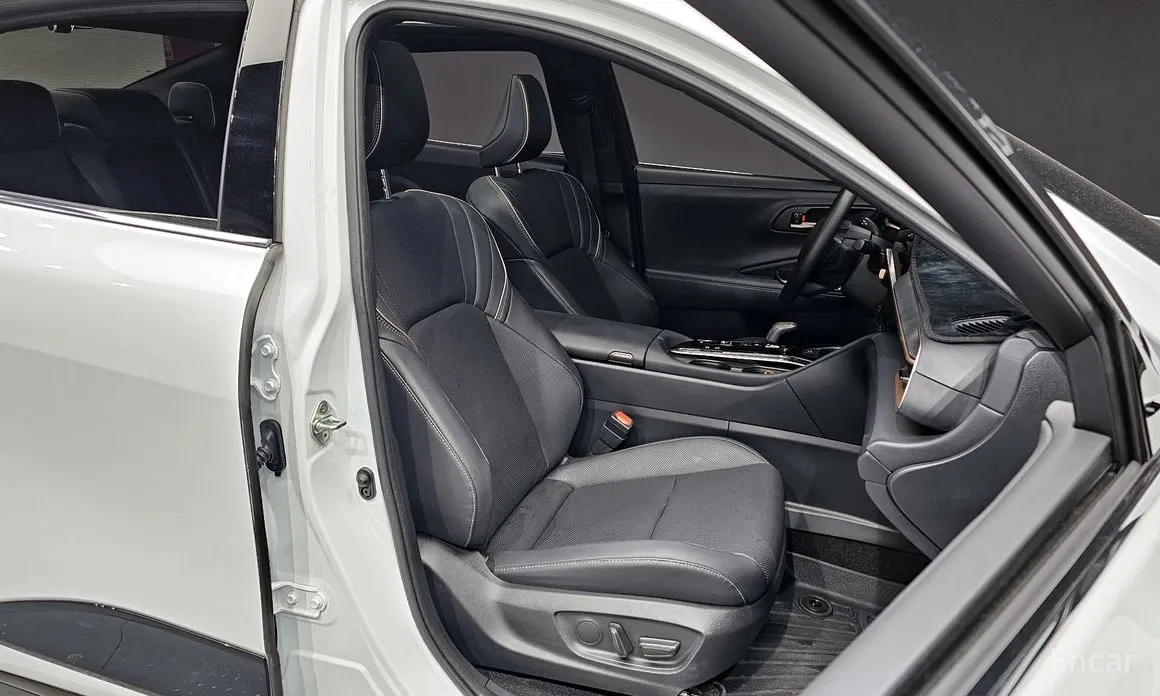 Фото 12 - Toyota Crown