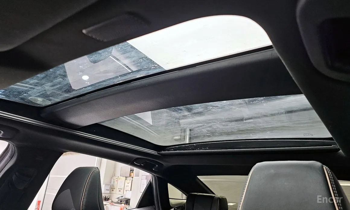 Фото 20 - Toyota Crown