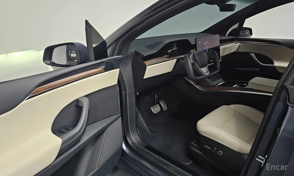 Фото 11 - Tesla Model X