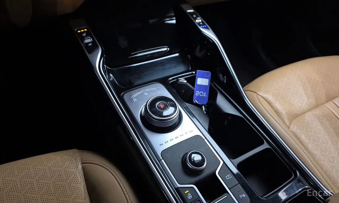 Фото 9 - Kia Sorento