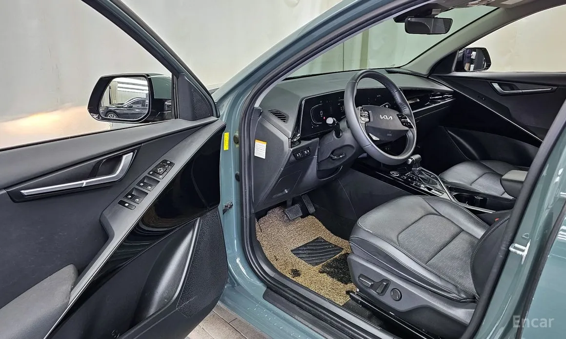 Фото 10 - Kia Niro