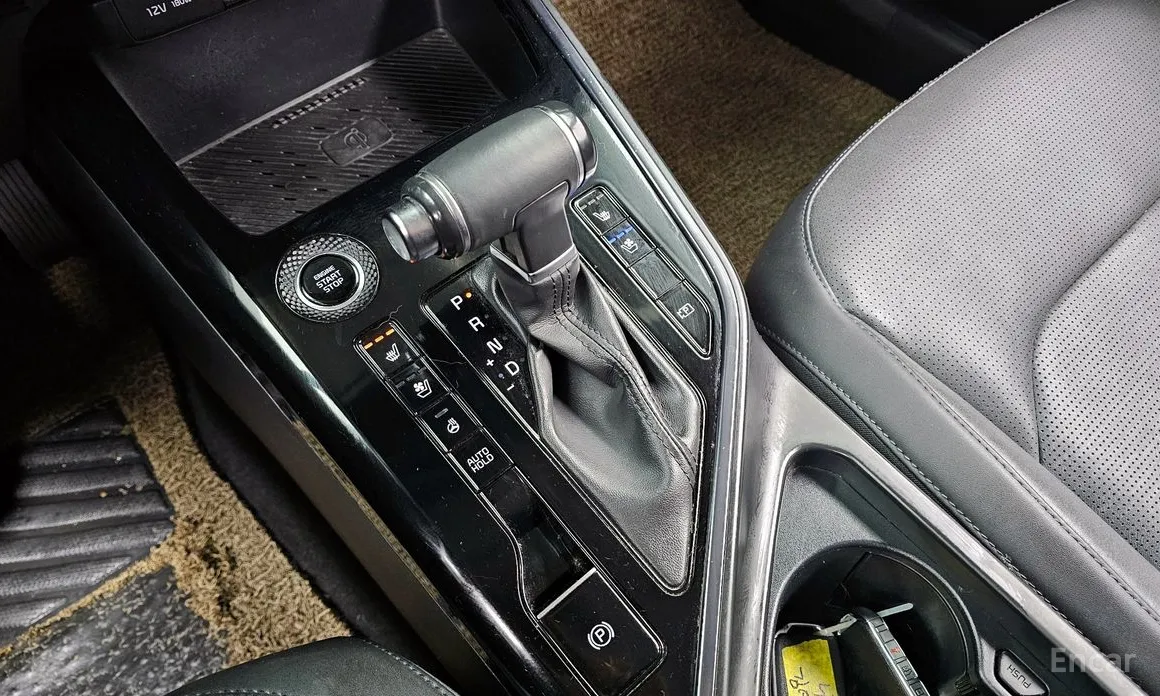 Фото 9 - Kia Niro