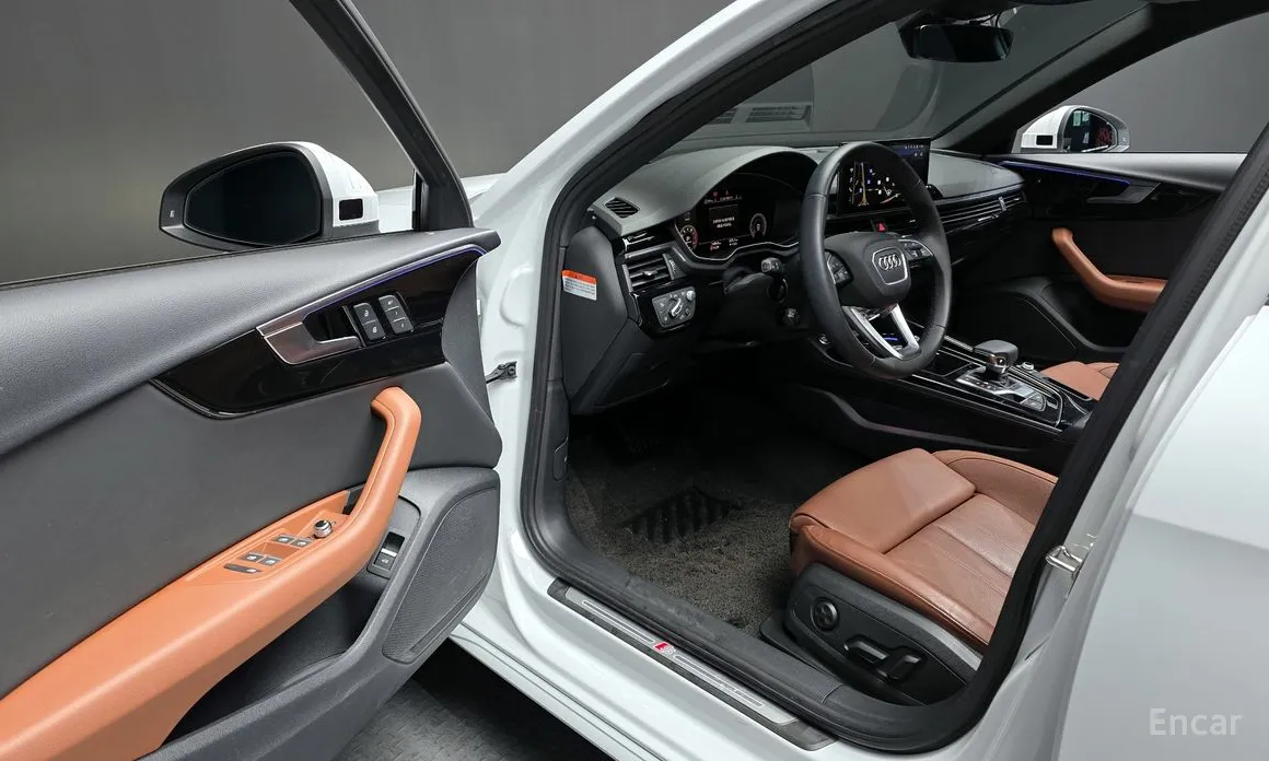 Фото 10 - Audi A4