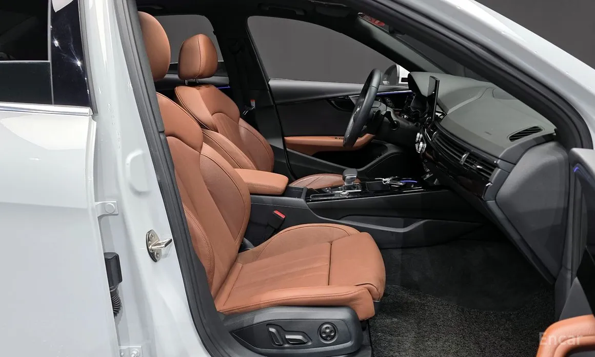 Фото 11 - Audi A4