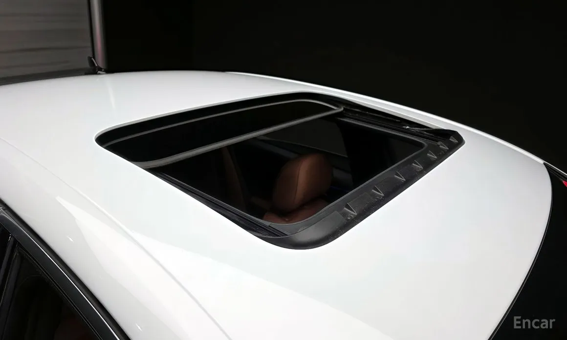 Фото 19 - Audi A4