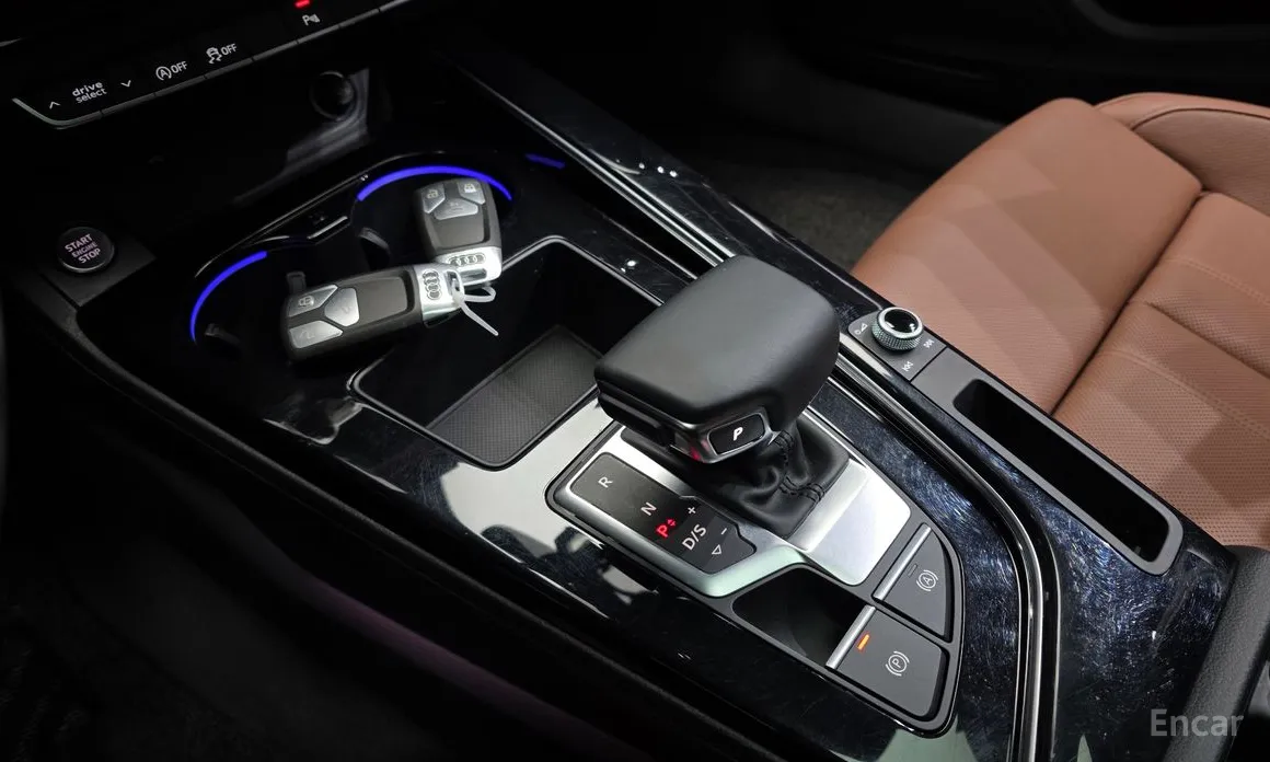 Фото 9 - Audi A4