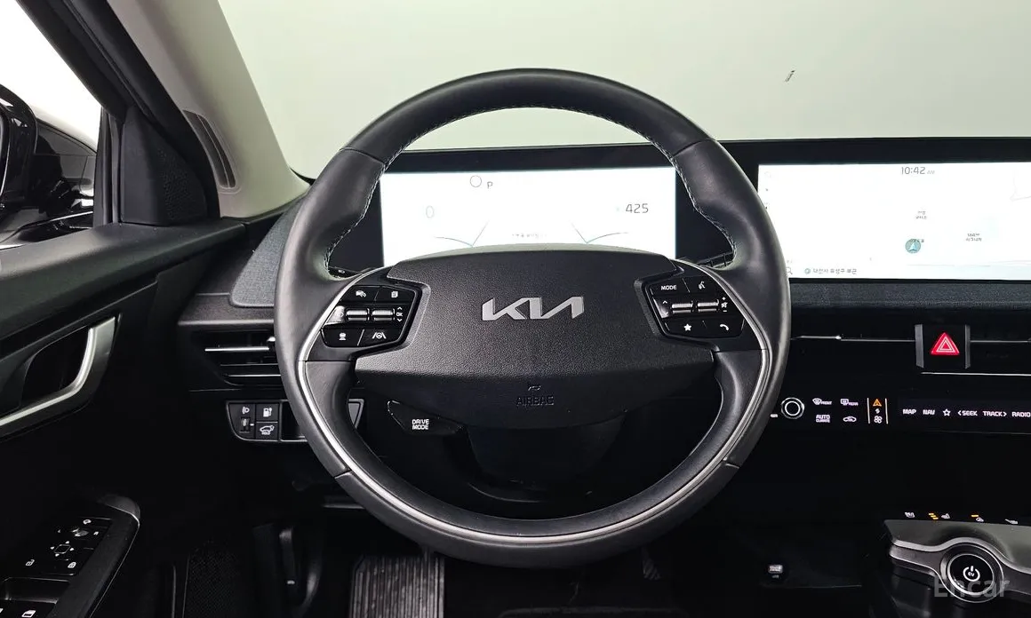 Фото 16 - Kia EV6