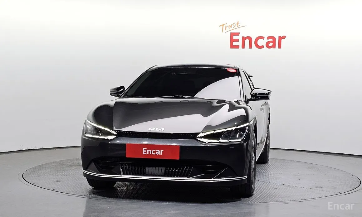 Фото 3 - Kia EV6