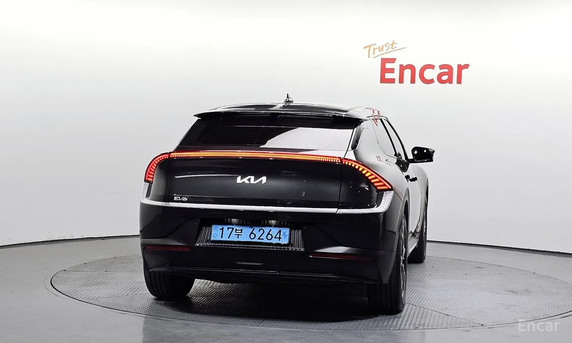 Фото 4 - Kia EV6