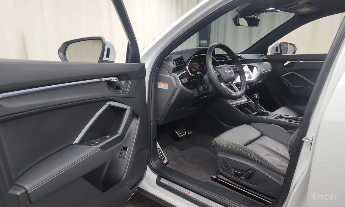 Фото 10 - Audi Q3