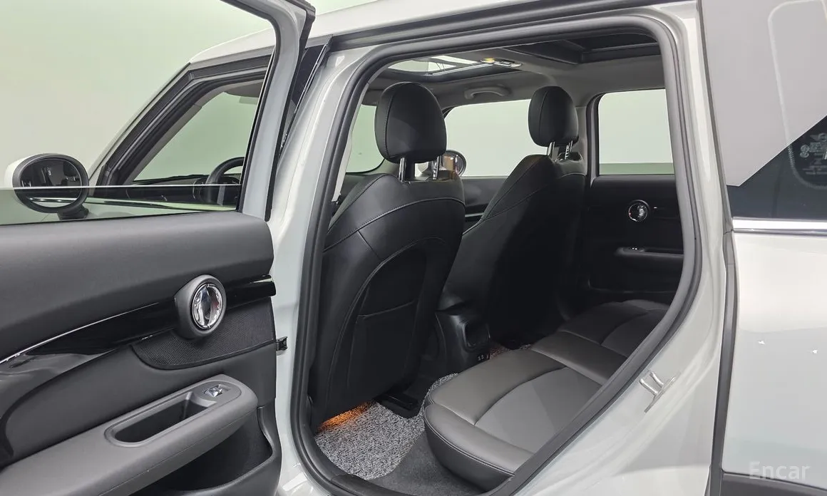 Фото 18 - Mini Clubman