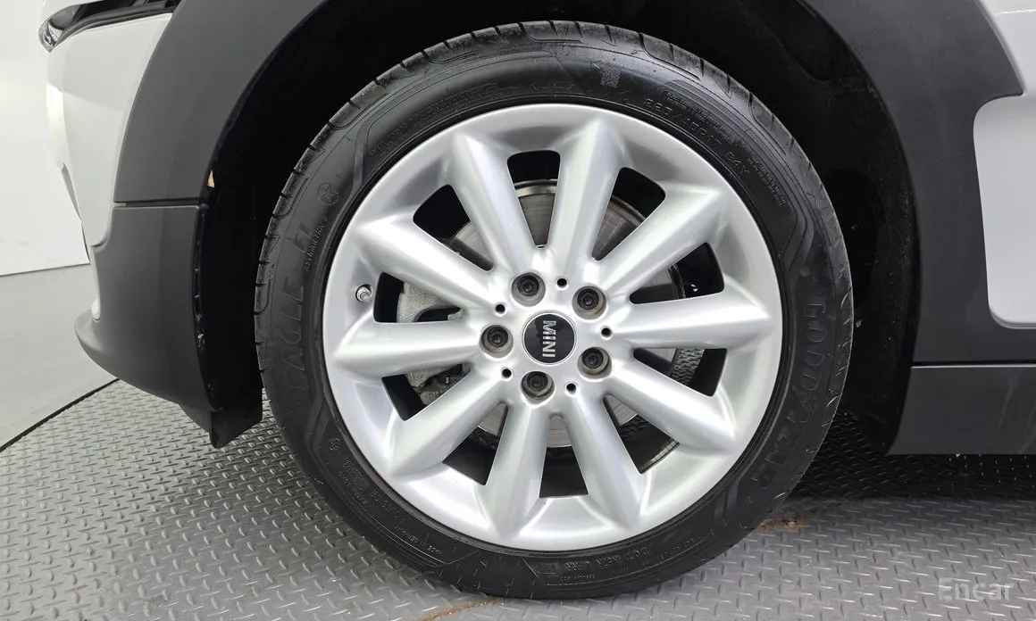 Фото 5 - Mini Clubman