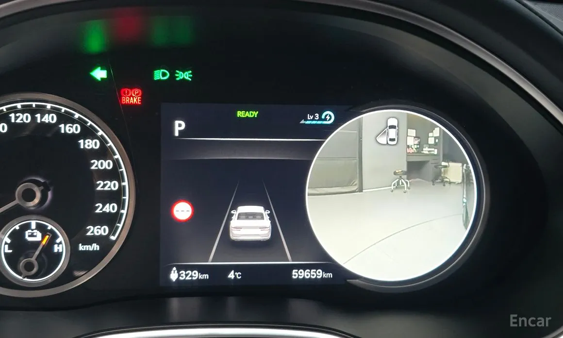 Фото 17 - Genesis G80