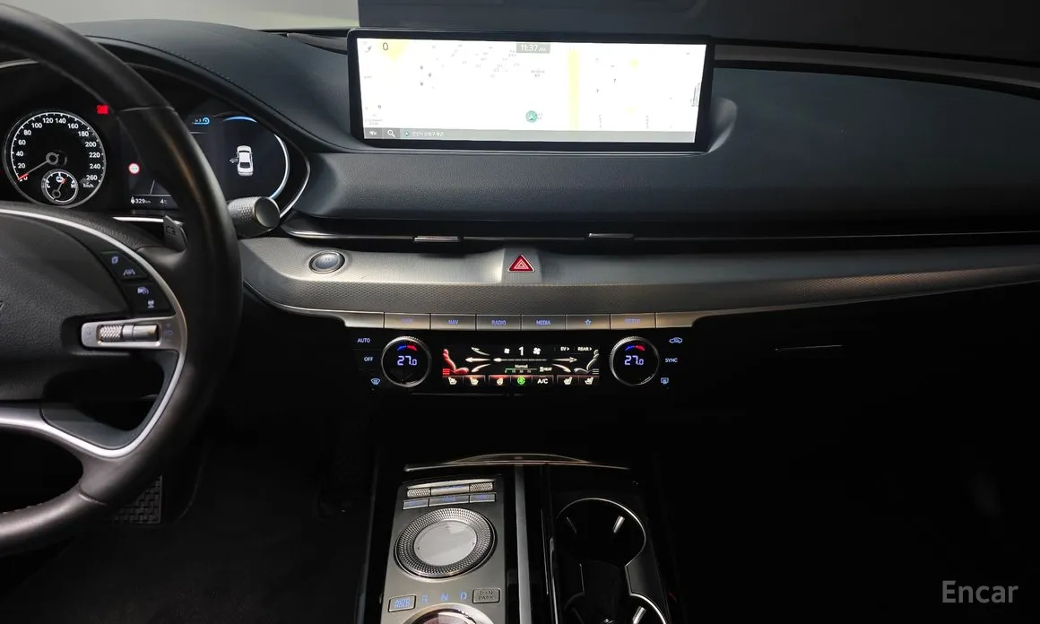 Фото 19 - Genesis G80