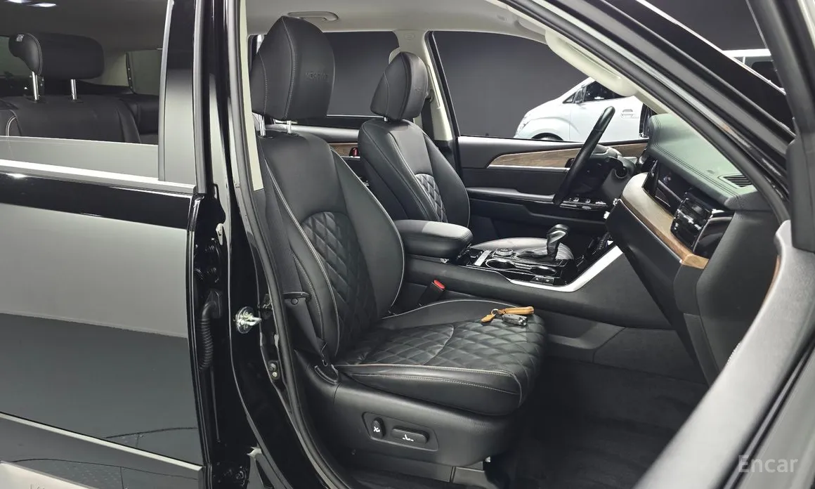 Фото 10 - Kia Mohave