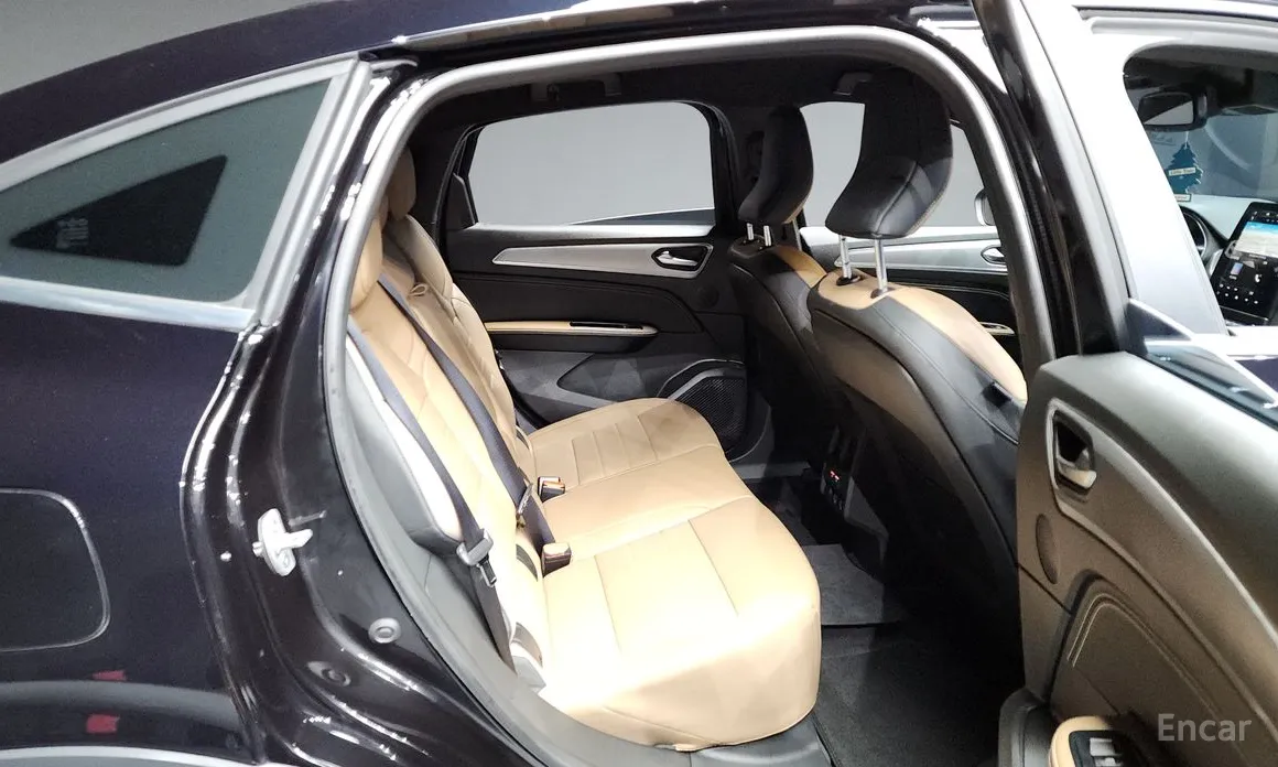 Фото 12 - Renault Arkana