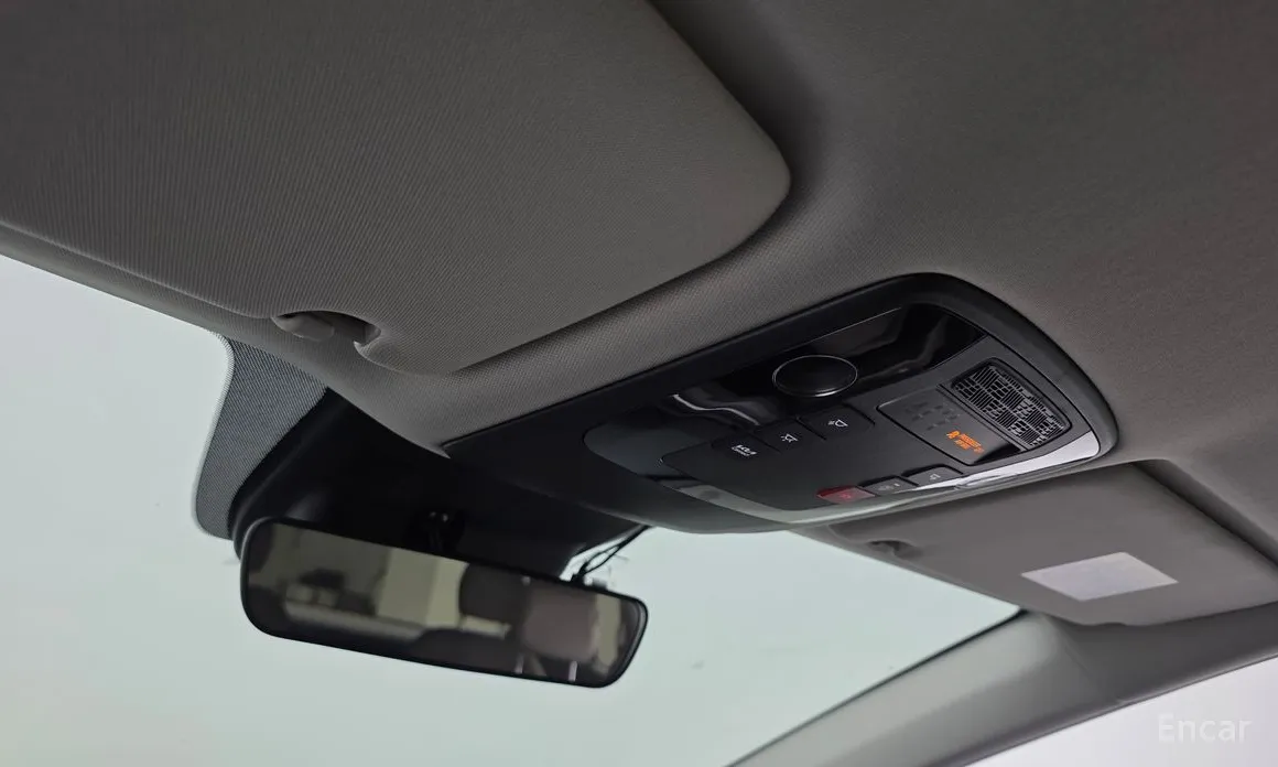 Фото 18 - Kia Carnival