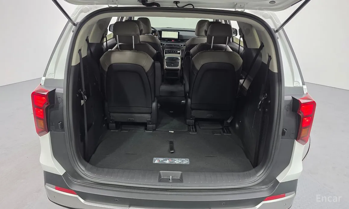 Фото 20 - Kia Carnival