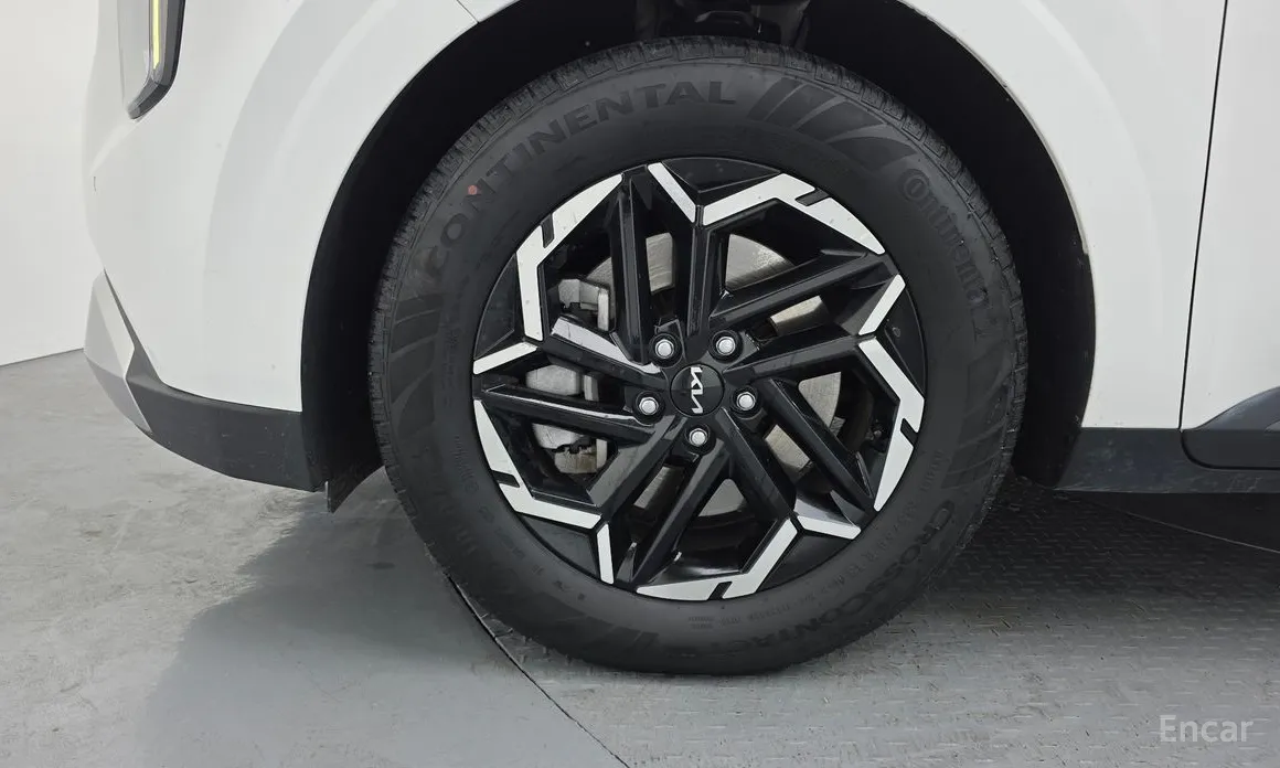 Фото 5 - Kia Carnival