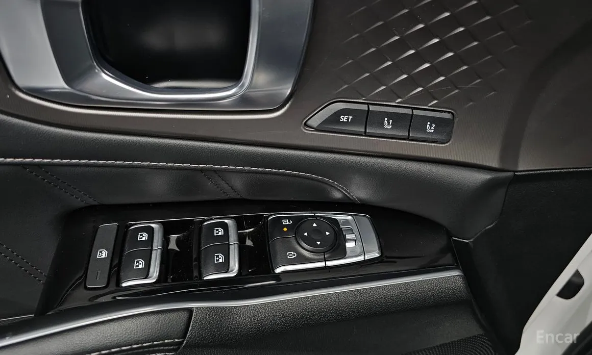 Фото 12 - Kia Sorento