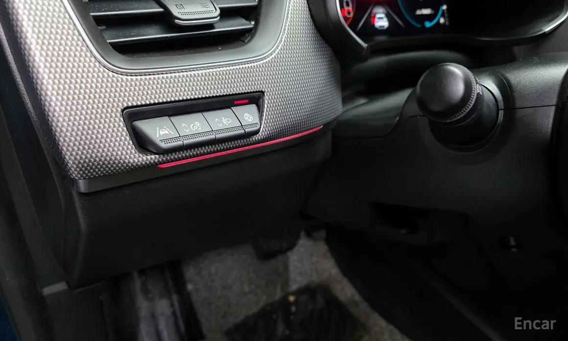 Фото 15 - Renault XM3