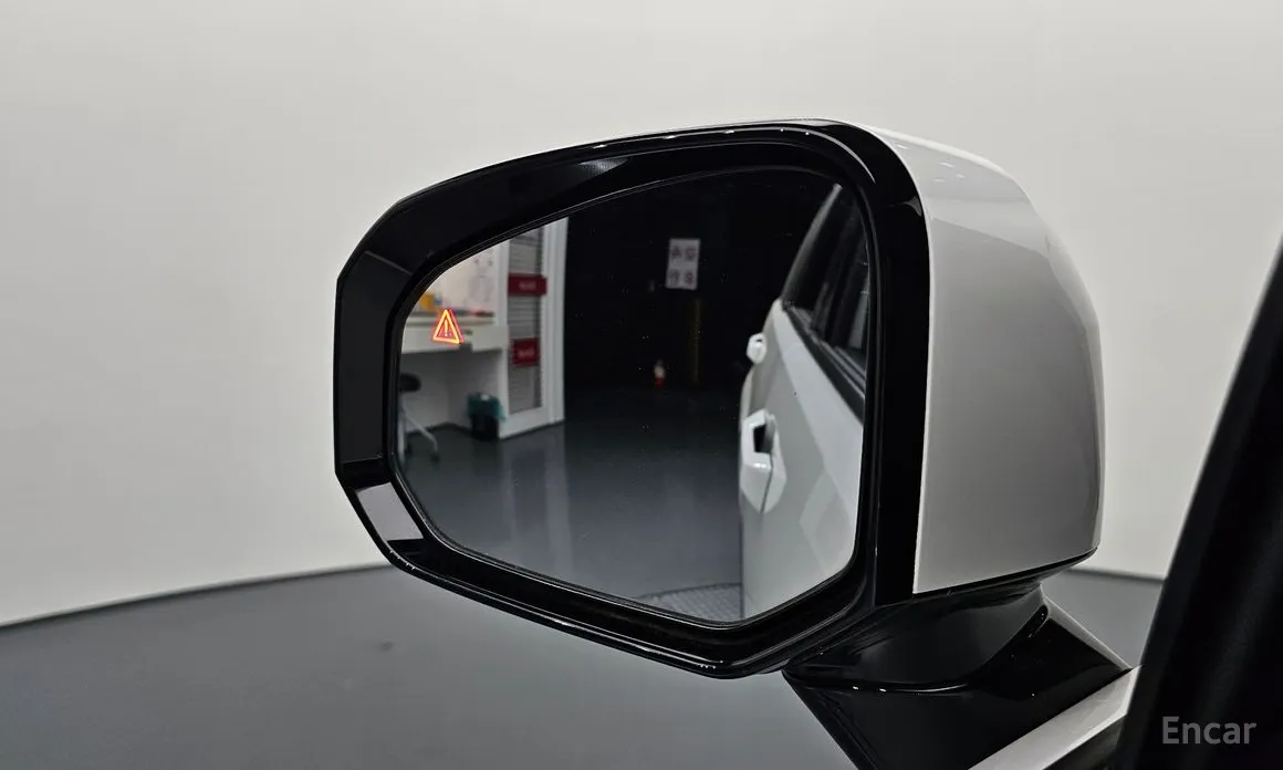 Фото 19 - Hyundai Santa Fe