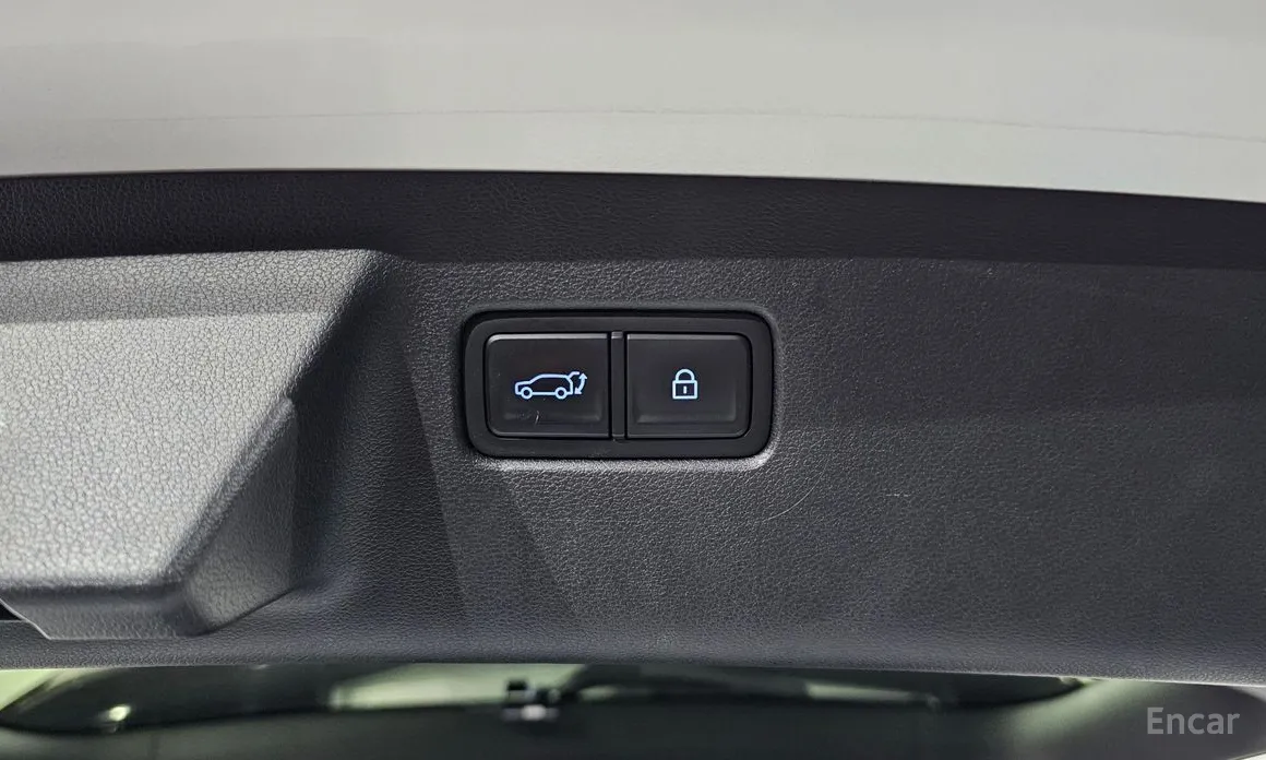 Фото 20 - Hyundai Santa Fe