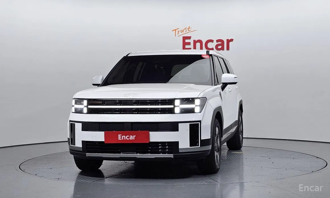 Фото 3 - Hyundai Santa Fe