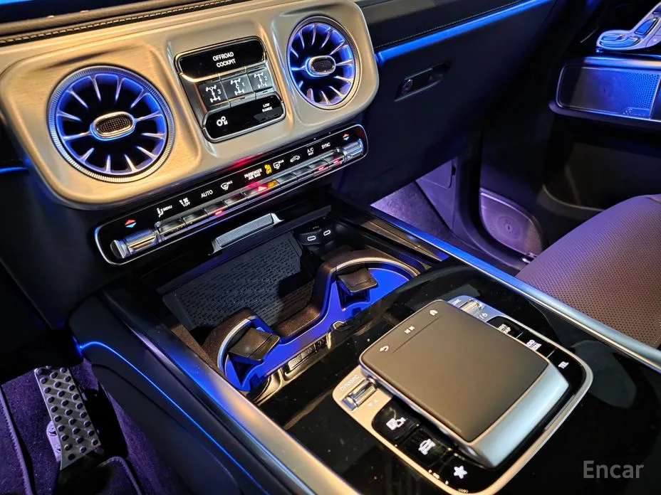 Фото 19 - Mercedes-Benz G-Class