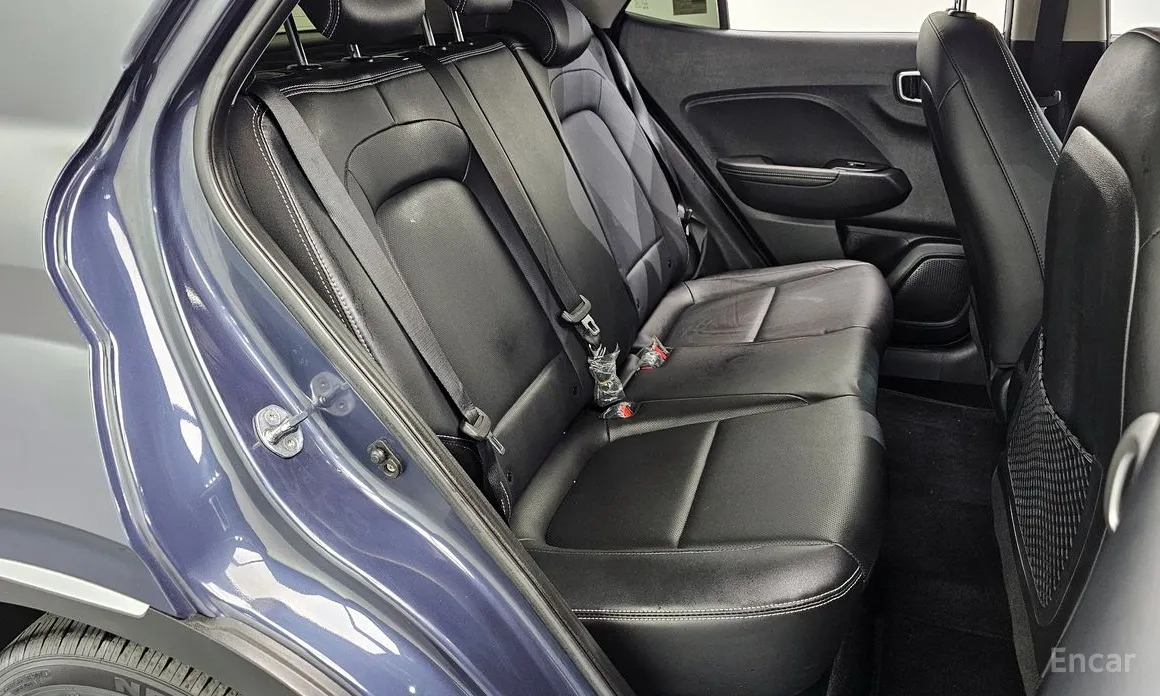 Фото 12 - Hyundai Venue