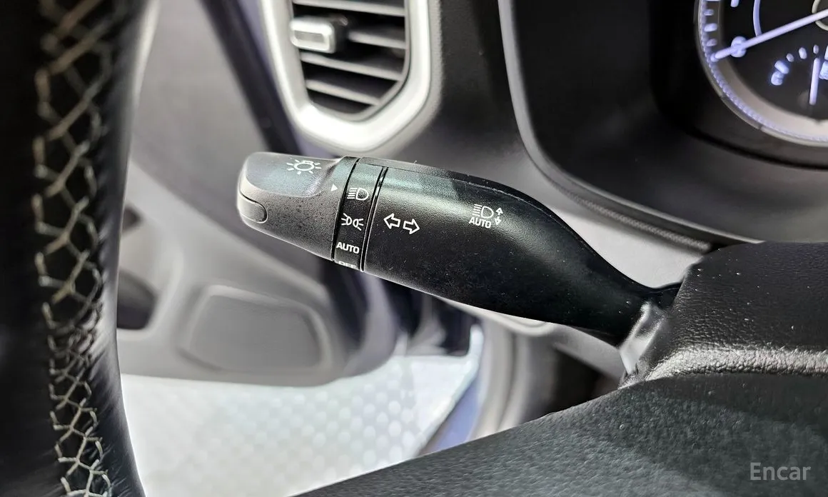 Фото 18 - Hyundai Venue