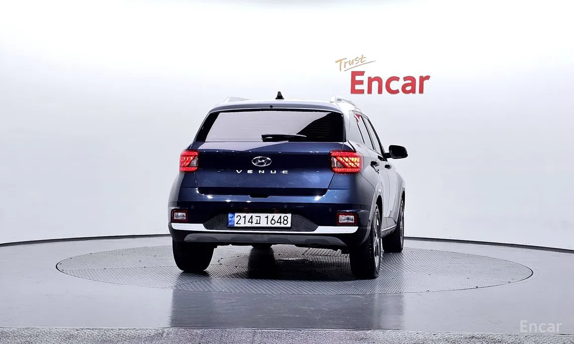 Фото 4 - Hyundai Venue