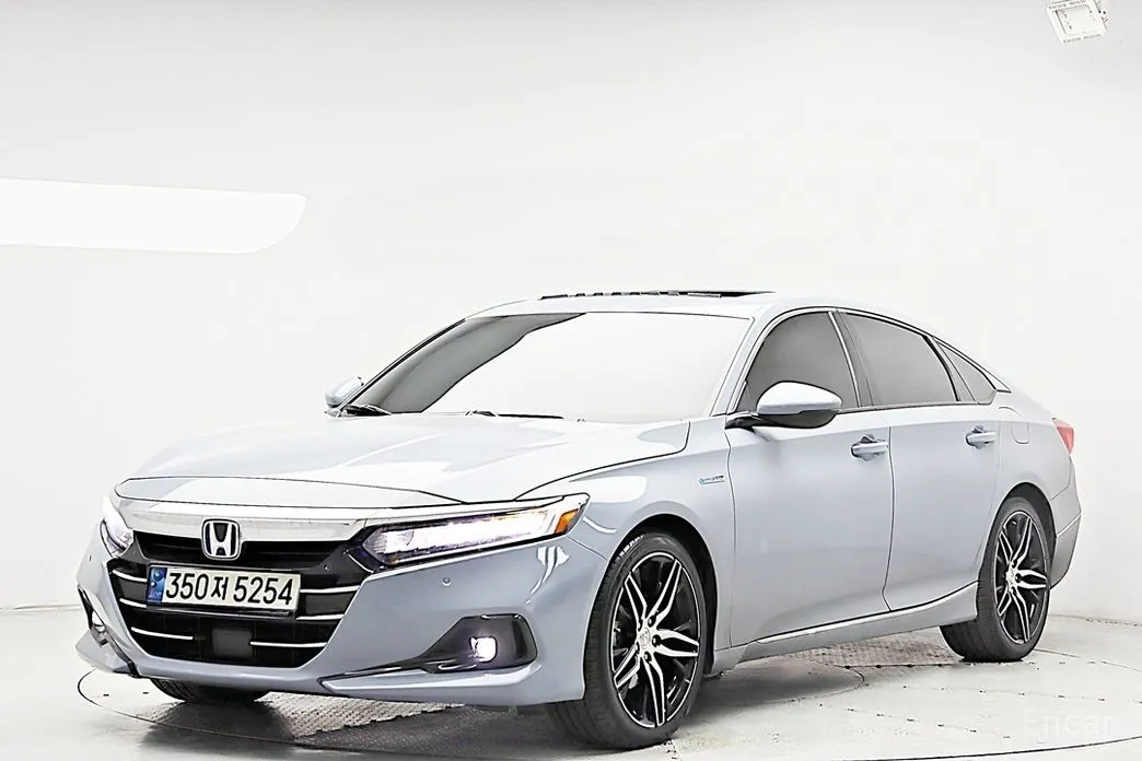 Фото 1 - Honda Accord