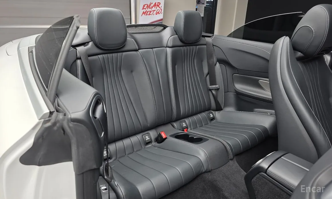 Фото 12 - Mercedes-Benz E-Class