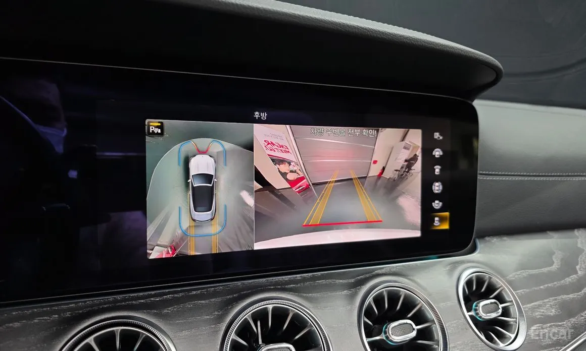 Фото 15 - Mercedes-Benz E-Class