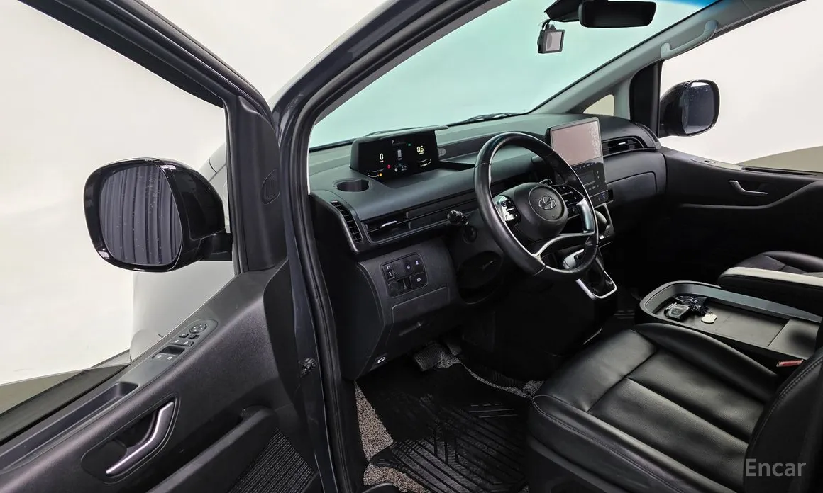 Фото 11 - Hyundai Staria