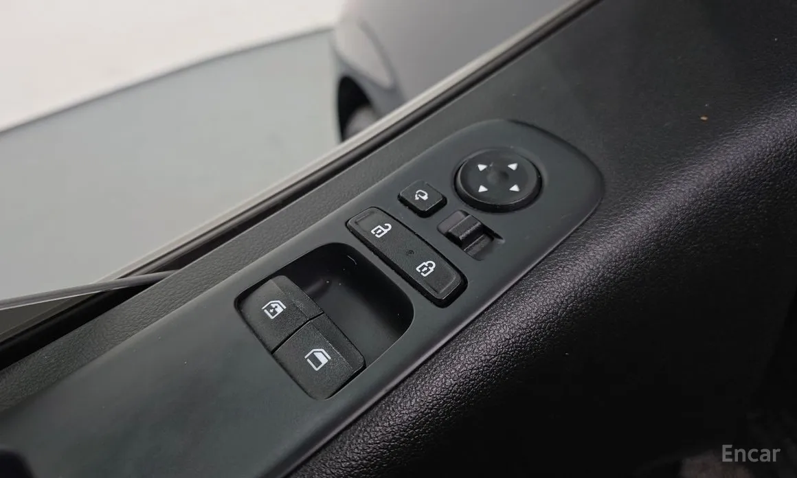 Фото 12 - Hyundai Staria