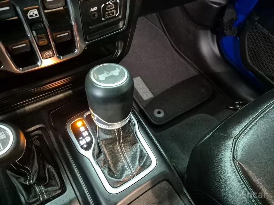 Фото 15 - Jeep Wrangler