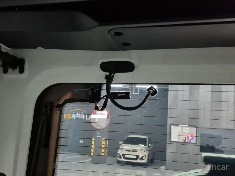 Фото 18 - Jeep Wrangler