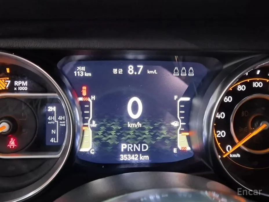 Фото 5 - Jeep Wrangler