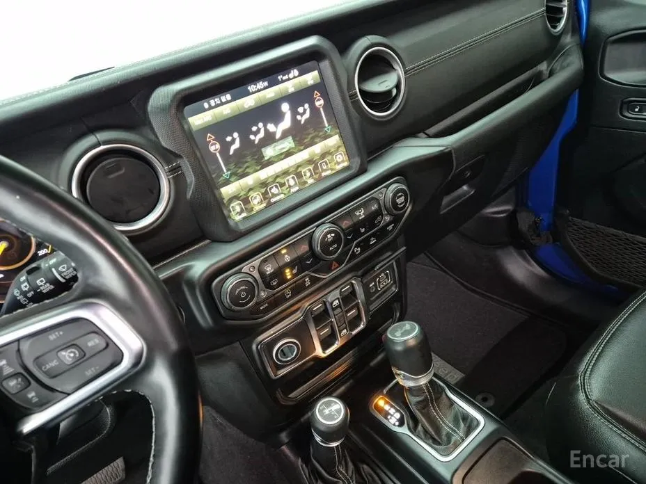 Фото 7 - Jeep Wrangler