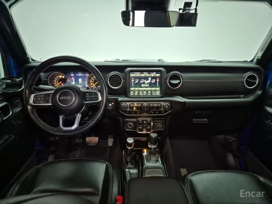 Фото 8 - Jeep Wrangler