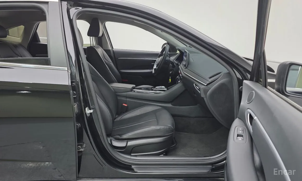 Фото 11 - Hyundai Sonata