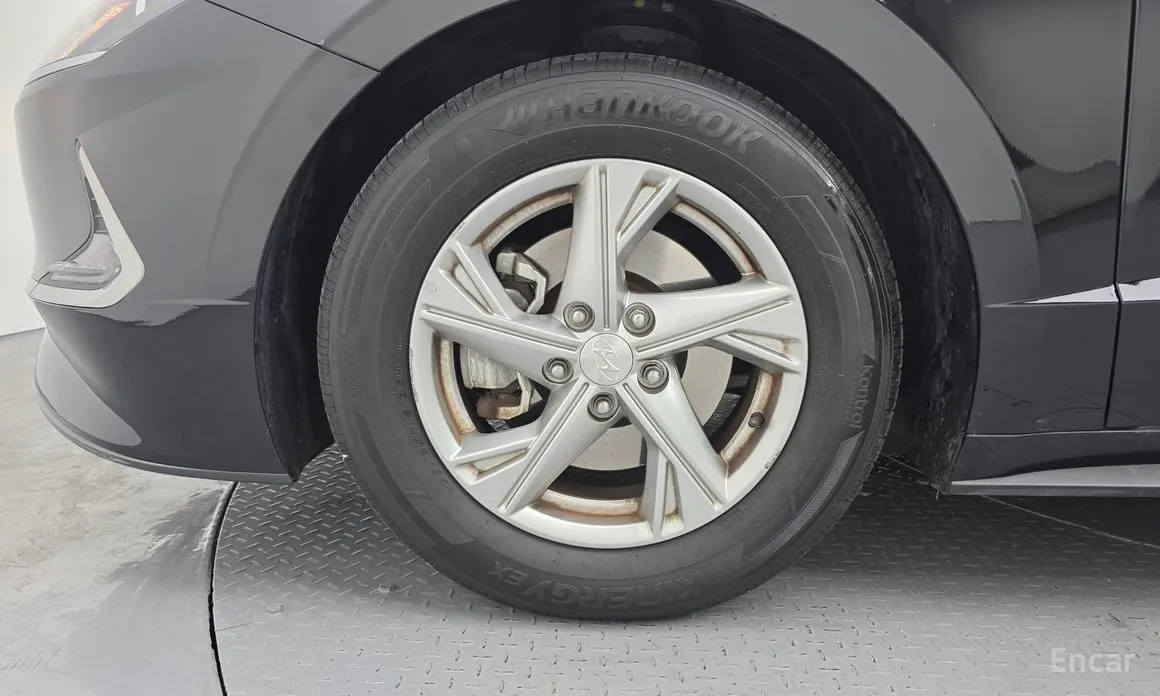 Фото 5 - Hyundai Sonata