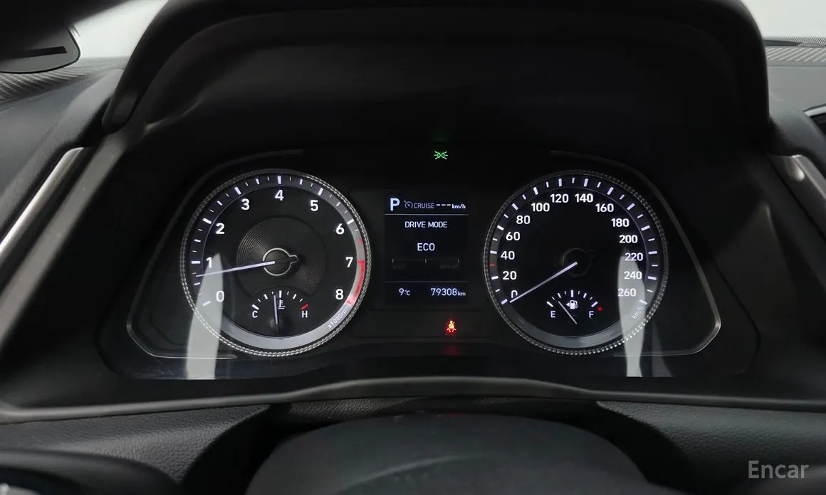 Фото 8 - Hyundai Sonata