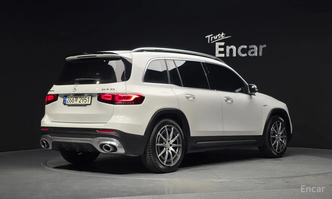 Mercedes-Benz GLB-Class 2020 AMG GLB35 4MATIC