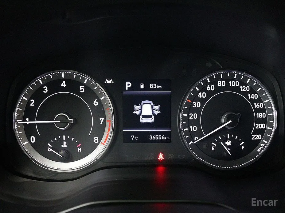 Фото 8 - Hyundai Venue