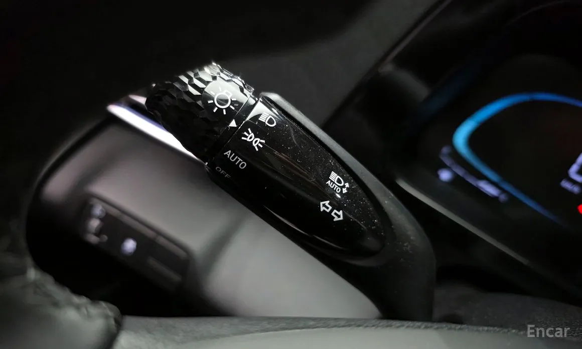 Фото 18 - Hyundai Avante