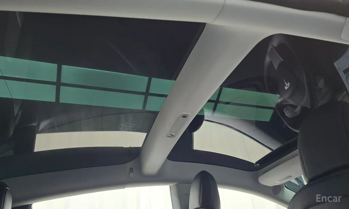 Фото 18 - Tesla Model 3