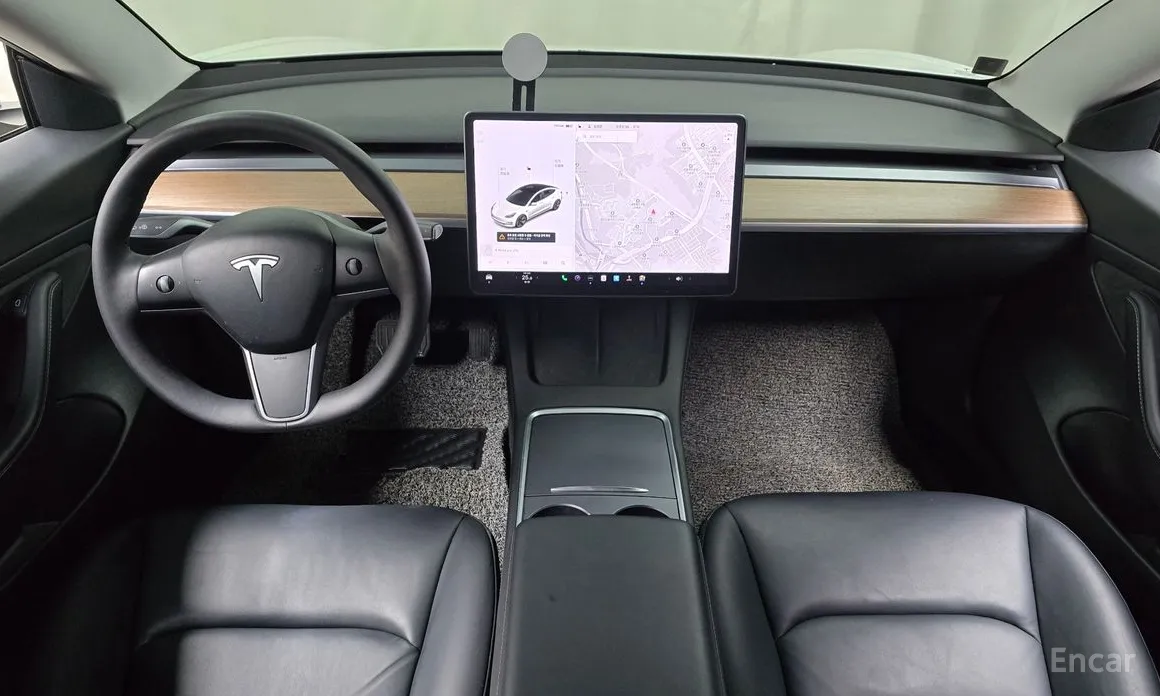 Фото 7 - Tesla Model 3